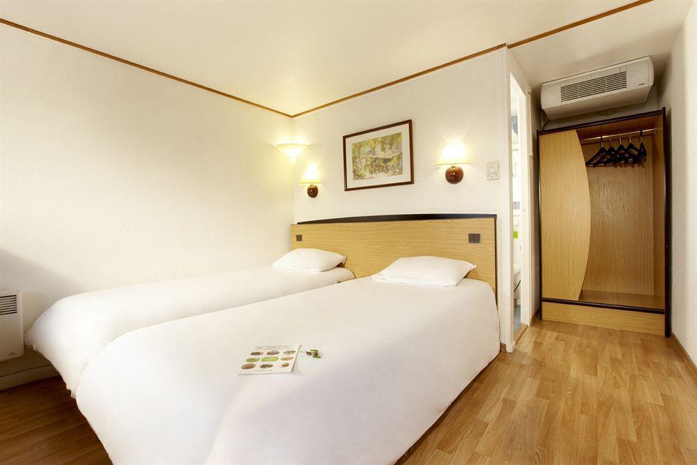 Campanile Hotel 마옌 객실 사진